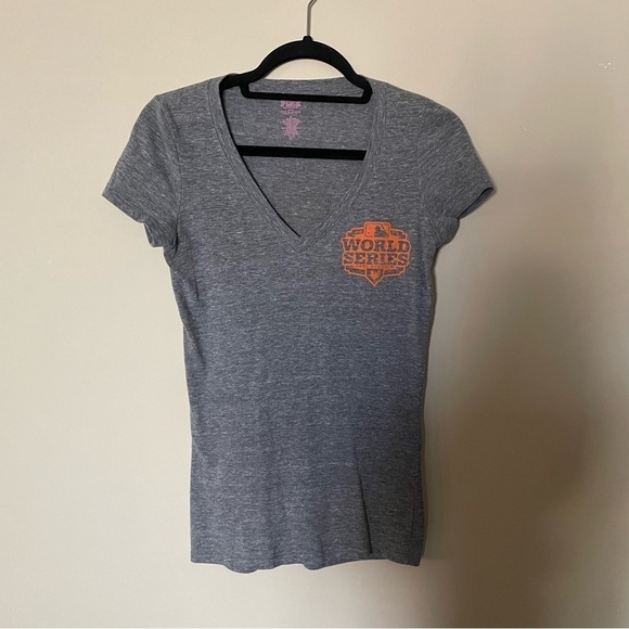 Victoria’s Secret PINK SF Giants World Series Short Sleeve T-Shirt - Picture 1 of 5